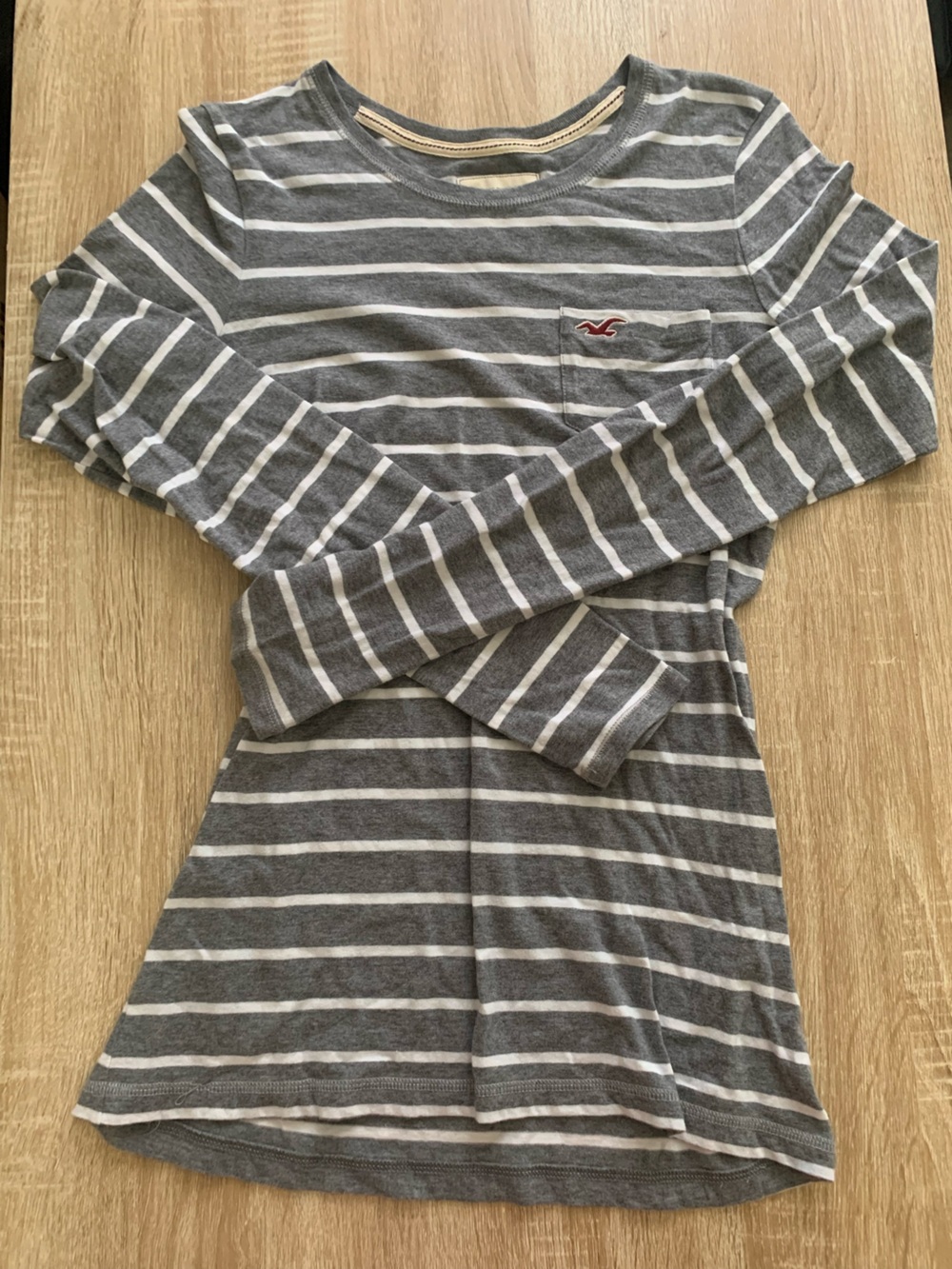 Hollister Gray & White Striped Long-Sleeve Tee